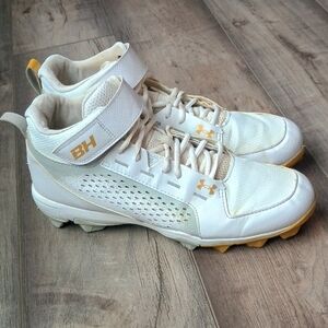 Under Armour White and Gold Athletic Cleats